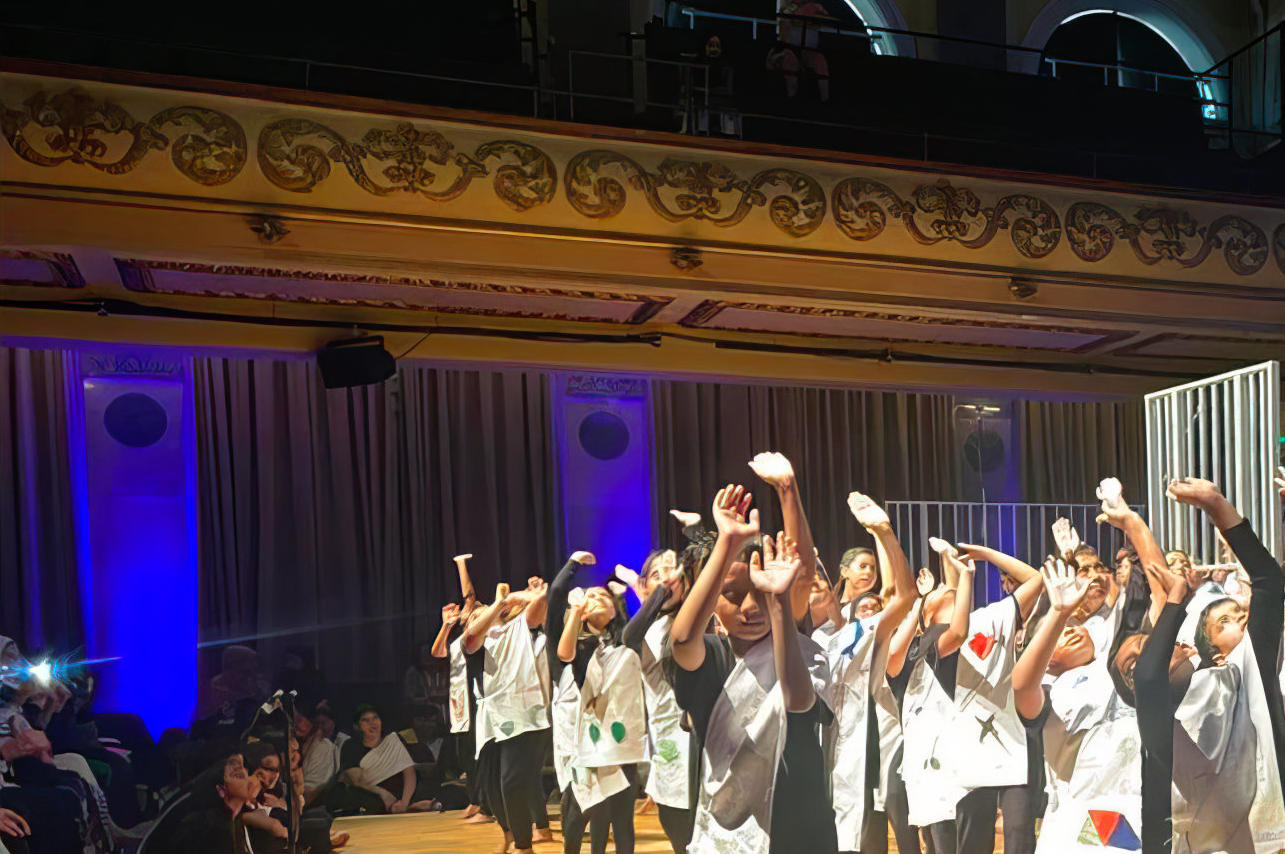 Dancers at Shoreditch Town Hall 